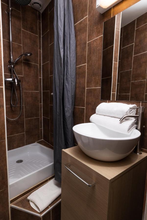 Apartment Nuit By Light - Comme A La Maison Chateaubriant